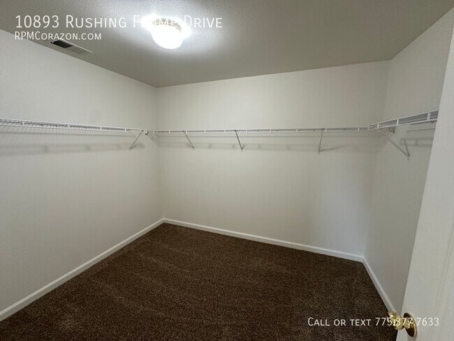 Building Photo - 10893 Rushing Flume Dr