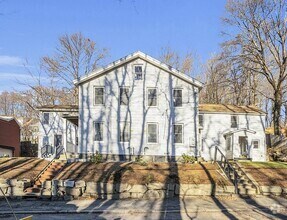 Building Photo - 52-54-54 Mt Globe St
