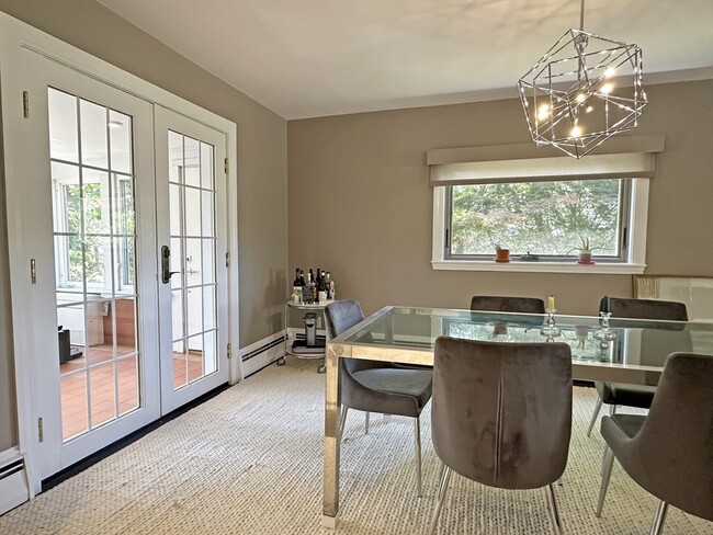 Building Photo - 6 Brownson Terrace