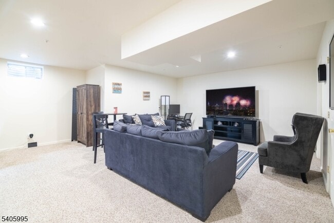 Building Photo - 206 Sheffield Ct