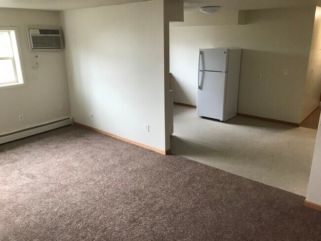 Primary Photo - 1304 Birch St