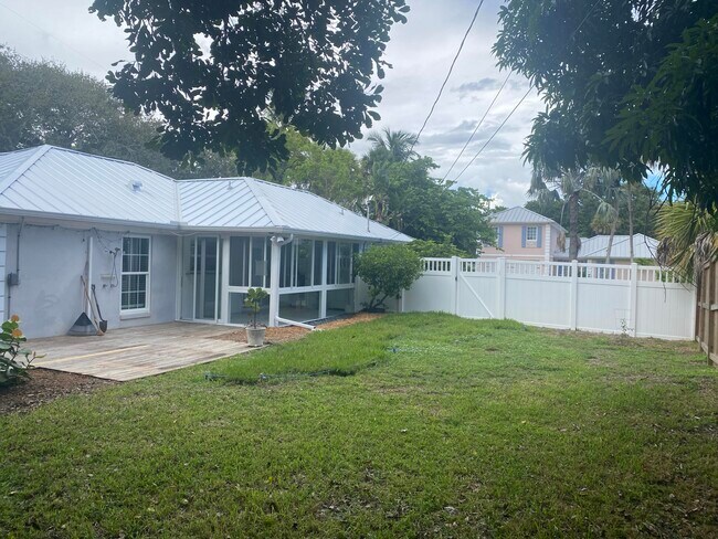 Building Photo - 1435 Wyn Cove Dr