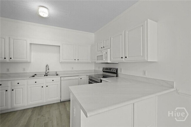 Building Photo - 400 Tibet Ave