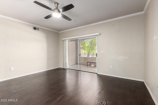 Building Photo - 5401 E Van Buren St