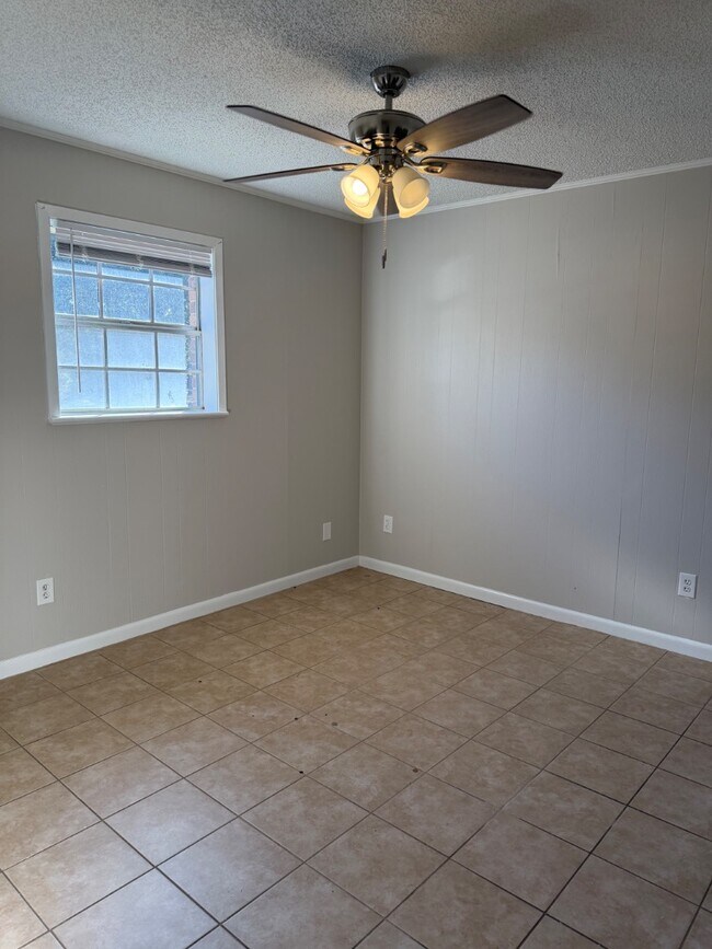 Building Photo - 8650 Jernigan Rd