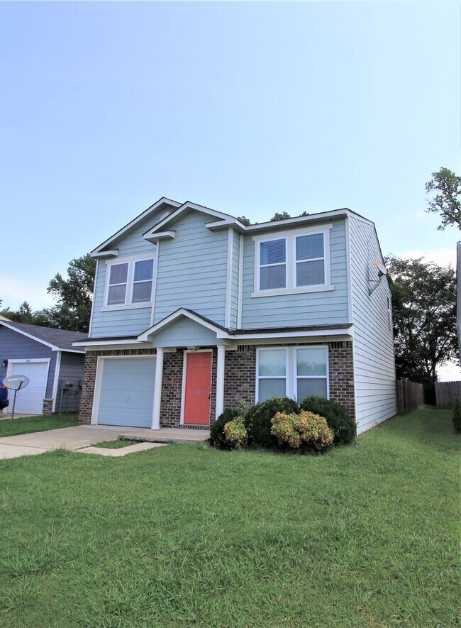Primary Photo - Available For Immediate Move-In!