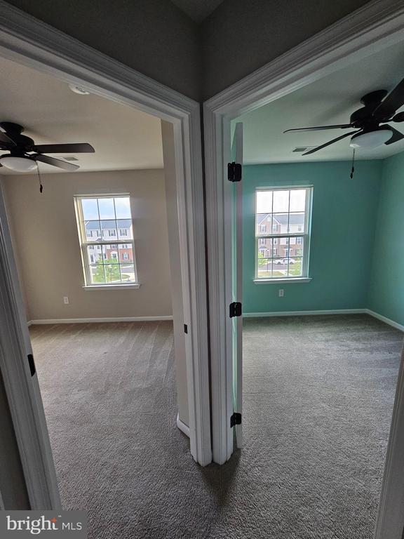 Building Photo - 251 Compass Dr