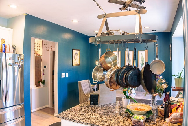 Building Photo - 21682 Kings Crossing Terrace