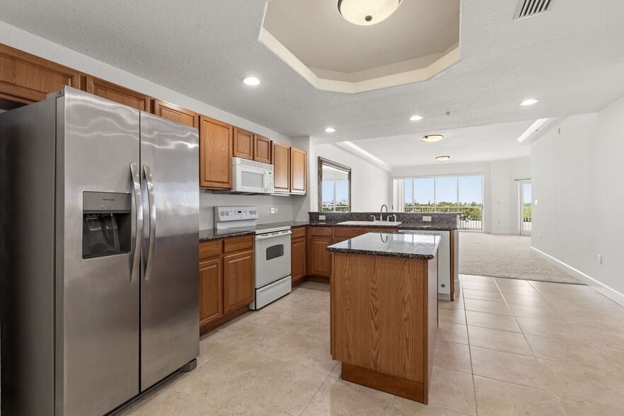 Building Photo - 807 Mystic Dr