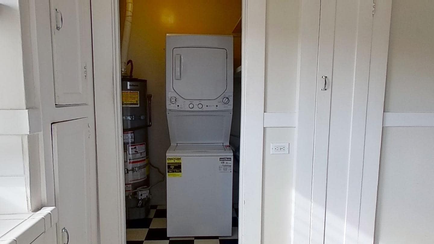 Building Photo - Charming 2BR Home near Solano Ave & top schools in Albany