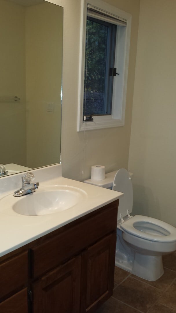 Building Photo - 34 Alta Way
