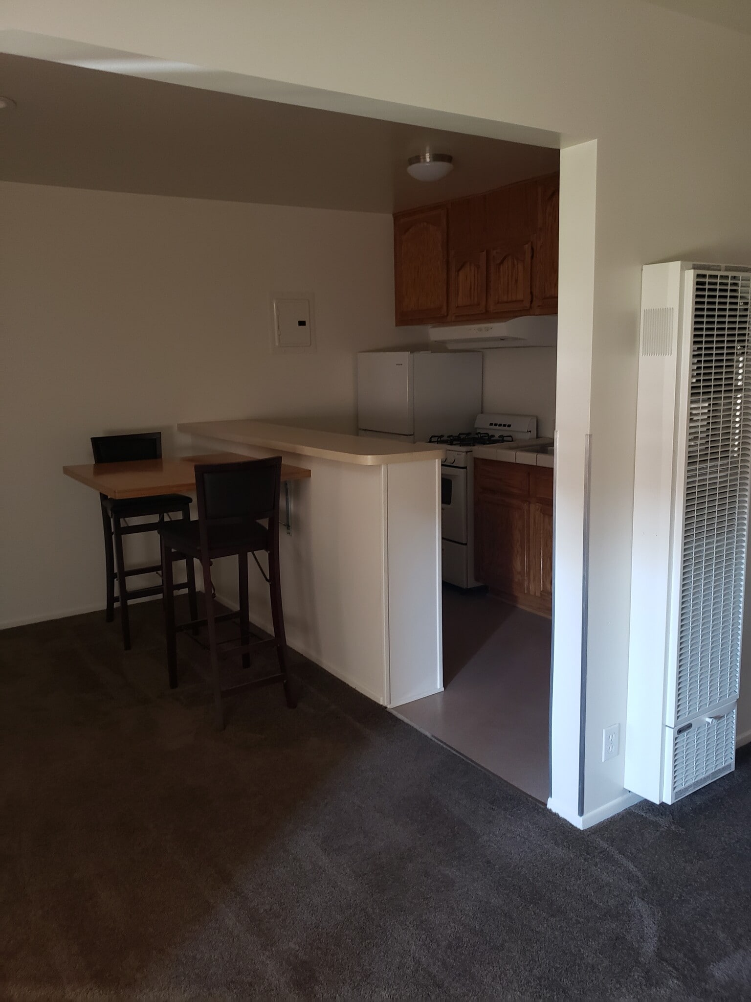 Building Photo - 10438 Irma Ave