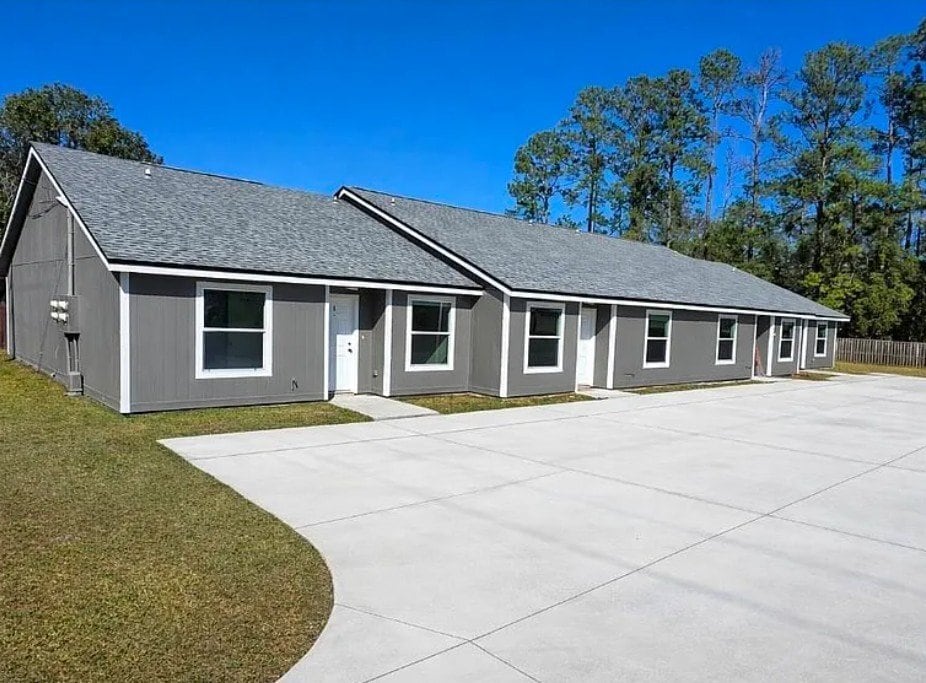 Building Photo - 45192 S Mickler St