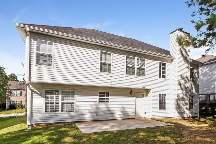 Building Photo - 7023 Red Maple Ln