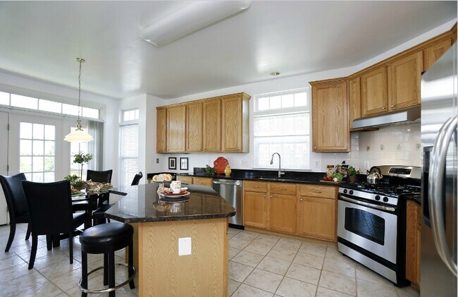 Building Photo - 11401 Crownwood Ln