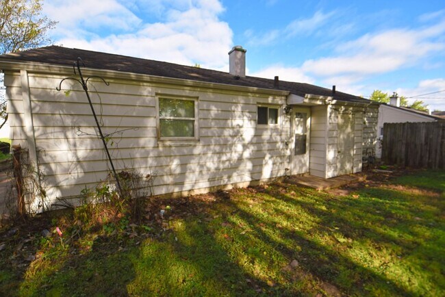 Building Photo - South Bend home for rent