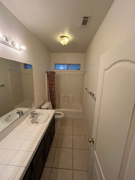 Building Photo - 11856 Gay Rio Ln