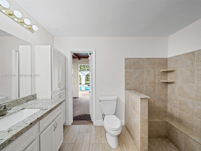 Building Photo - 10251 NW 39th Ct