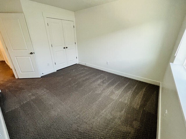 Building Photo - 909 N 1190 E