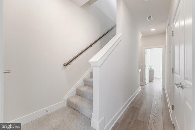 Building Photo - 12742 Verdant Wy