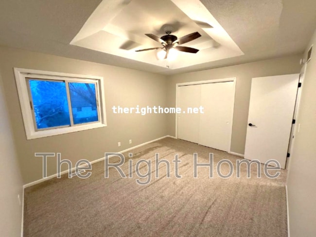 Building Photo - 8617 S 143rd Ave