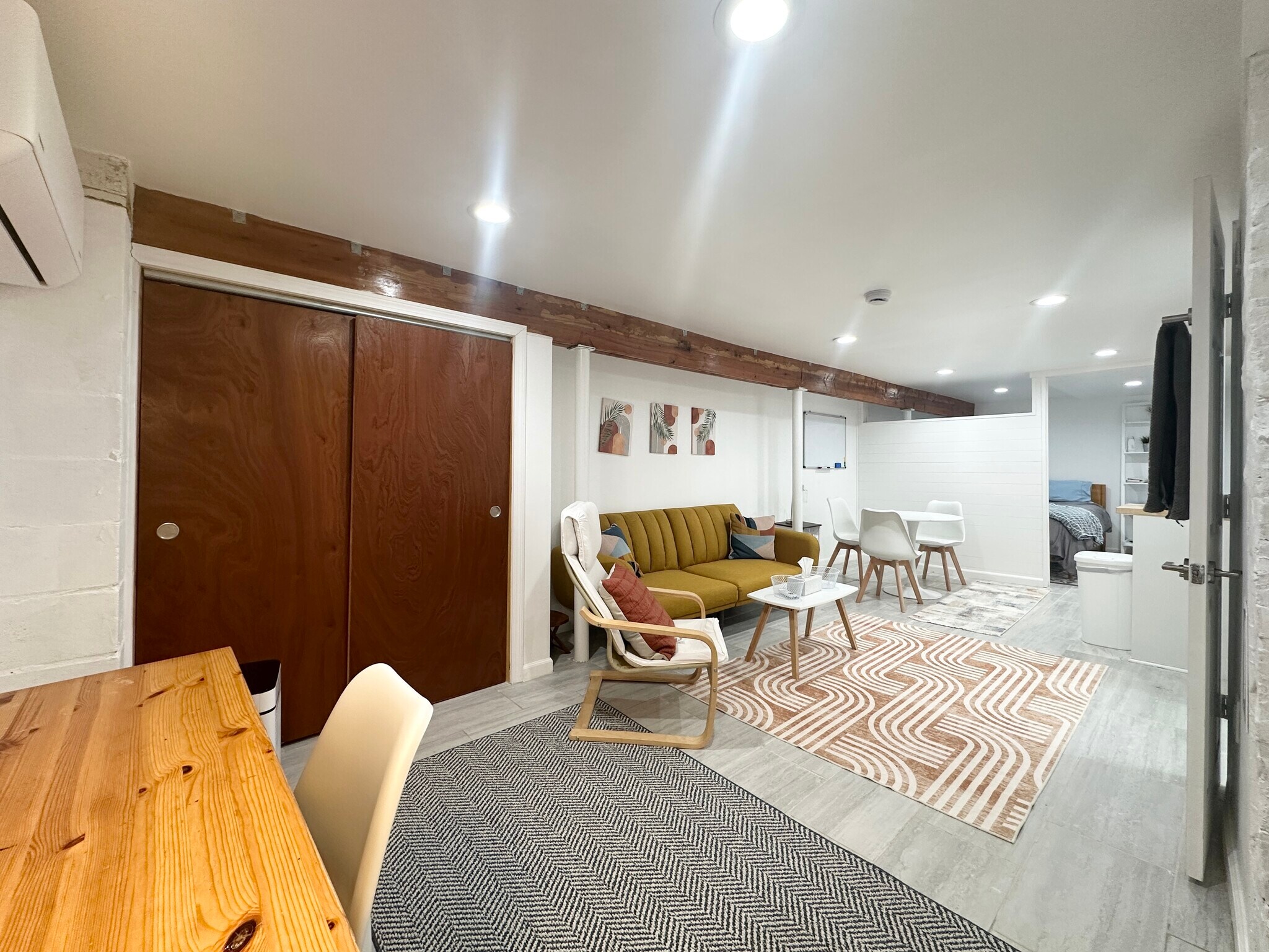 Building Photo - 44 Woodbine St