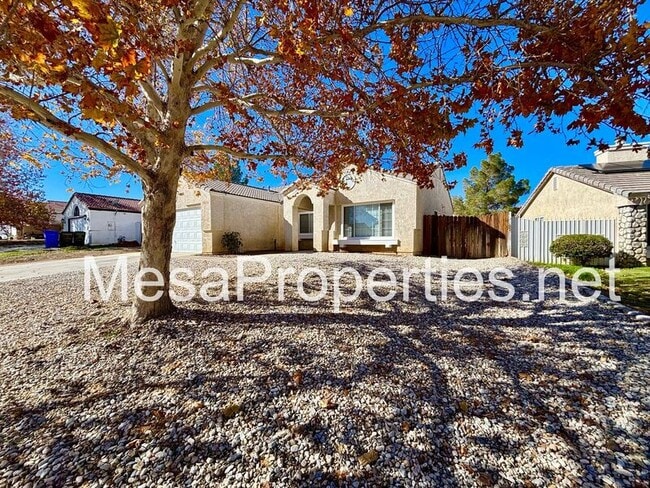 Building Photo - 13156 Bennington Dr