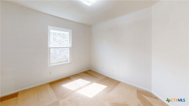 Building Photo - 3206 John Porter Dr