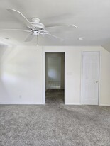 Building Photo - 74 Wolden Rd