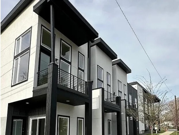 Building Photo - 4890 Zuni St