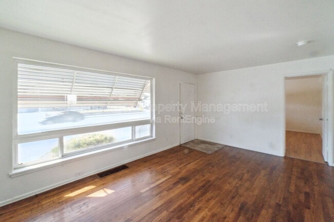 Building Photo - 3316 N Nevada St