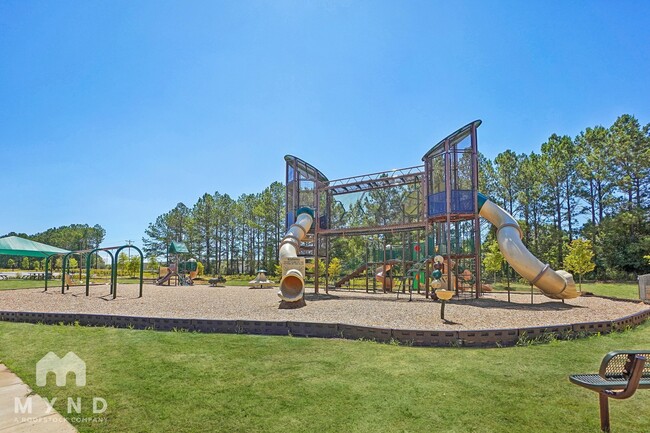 Building Photo - 168 Taverners Ln