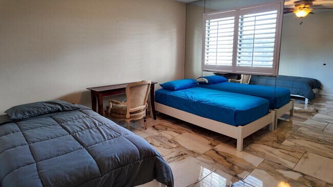 Building Photo - 4383 Trevi Ct