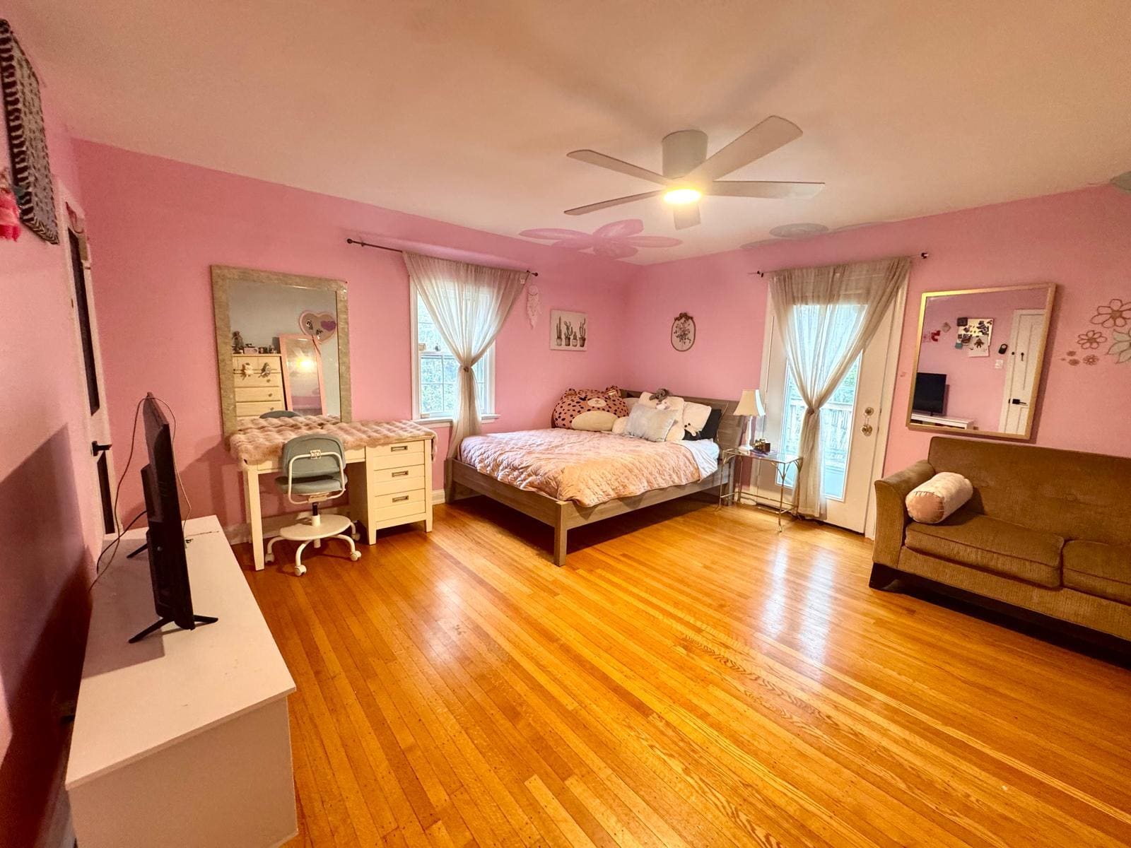 Building Photo - 611 Harvard Rd