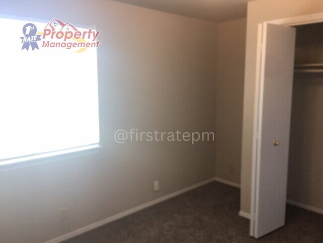 Building Photo - 3219 Rose Hill St