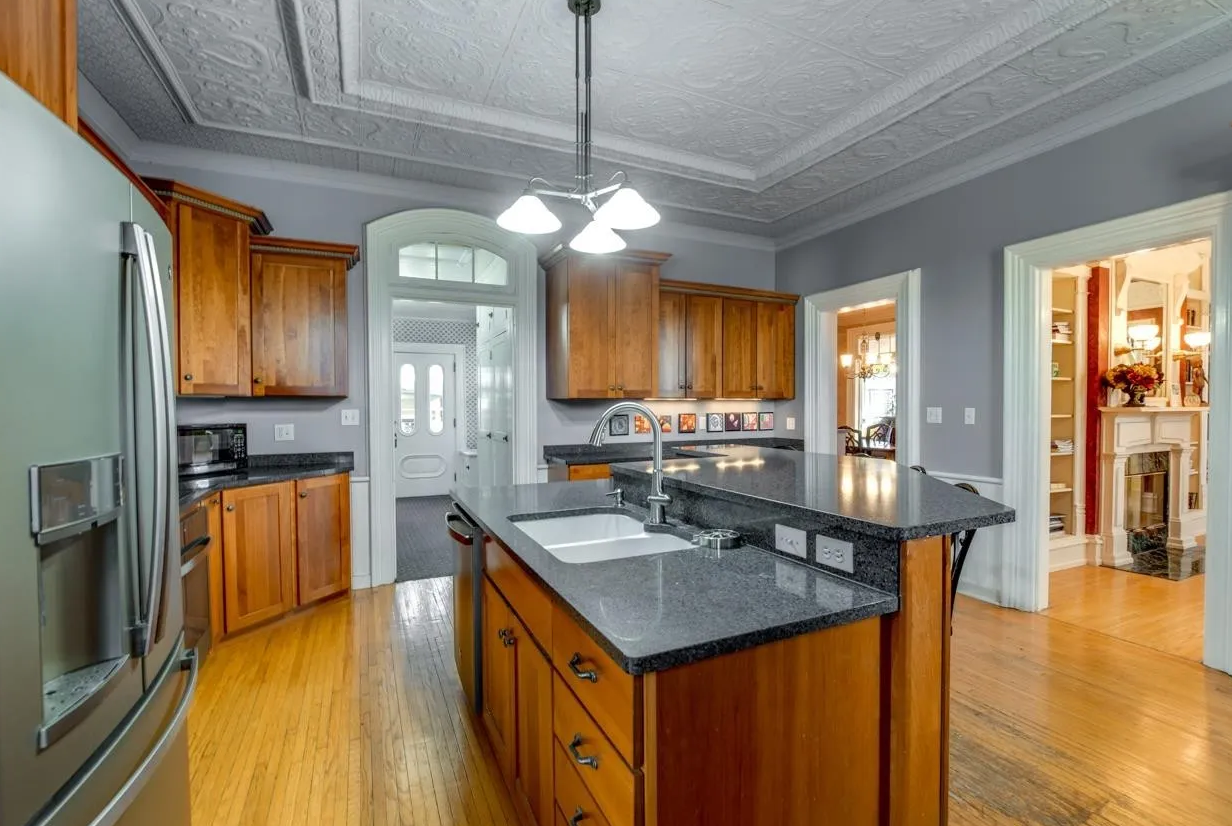 Kitchen - 215 Jackson St