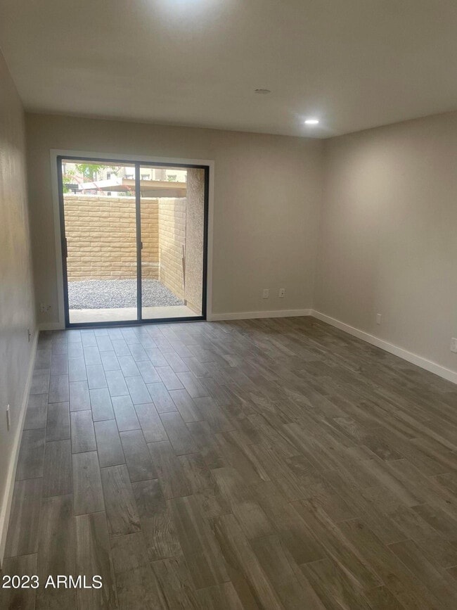 Building Photo - 7950 E Starlight Way
