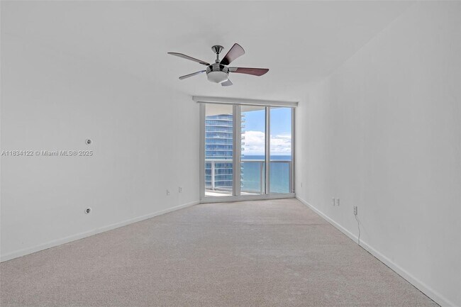 Building Photo - 19333 Collins Ave