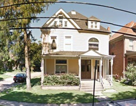 Building Photo - 209 Western Ave