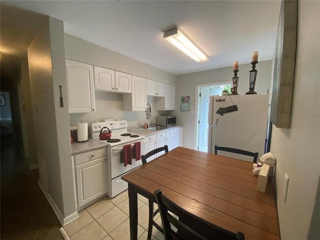 Building Photo - 1022 Delaney Park Dr
