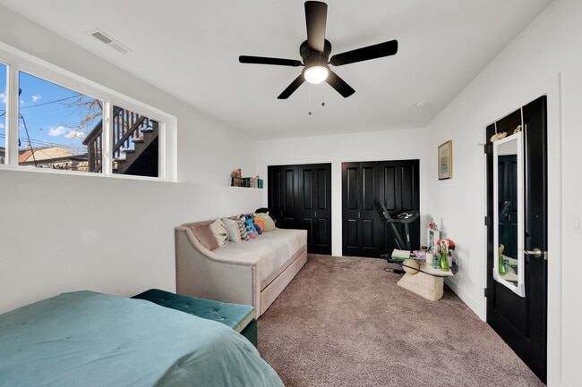 Building Photo - 1522 N Leamington Ave