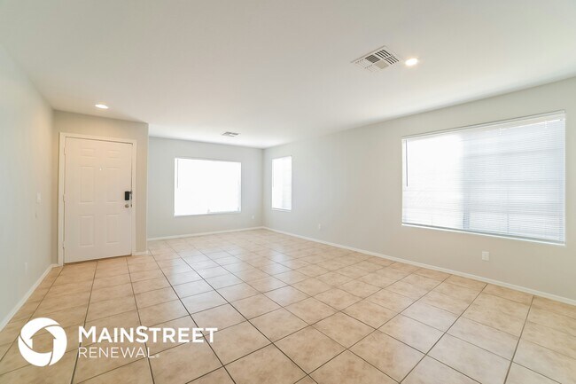 Building Photo - 2214 S 114th Ln