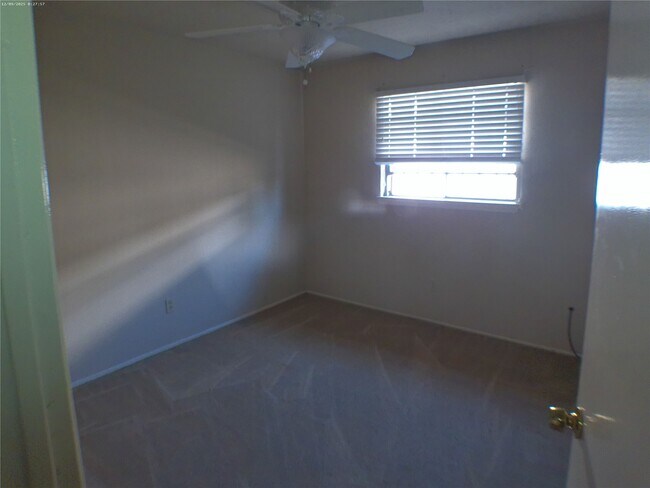 Building Photo - 15823 Ironside Hill Dr