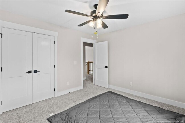 Building Photo - 22 S Shamrock Dr