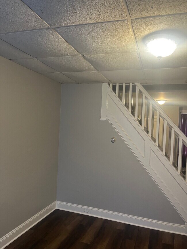 Building Photo - 1210 Anderson St