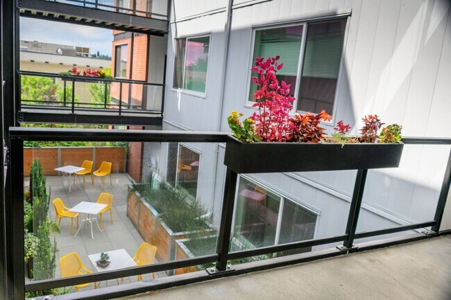 Building Photo - 1Bd/1Ba Seattle Condo