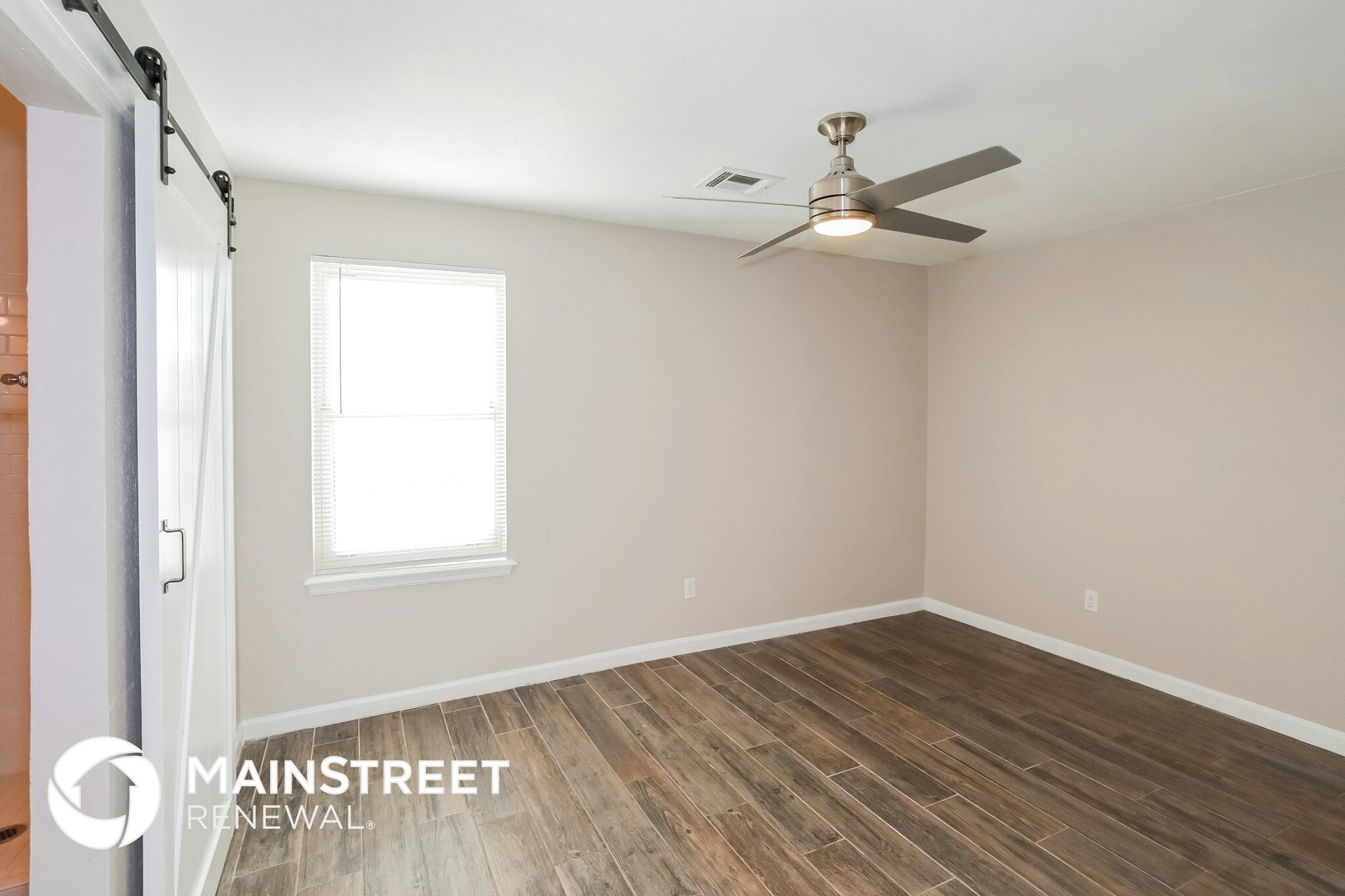 Building Photo - 8917 S Hillcrest Dr