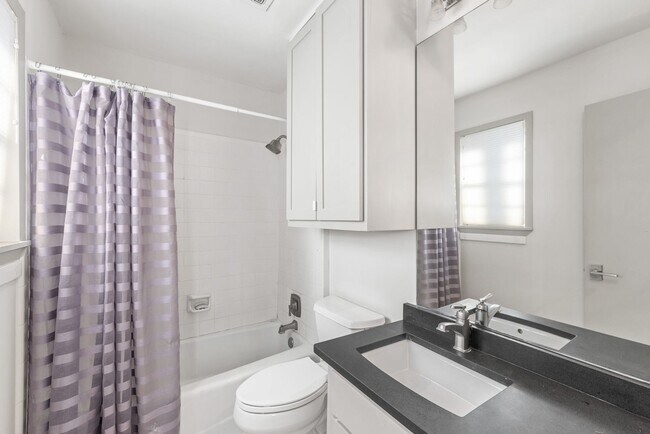 Building Photo - FALL 2026 PRE-LEASE! Amazing Location for ...