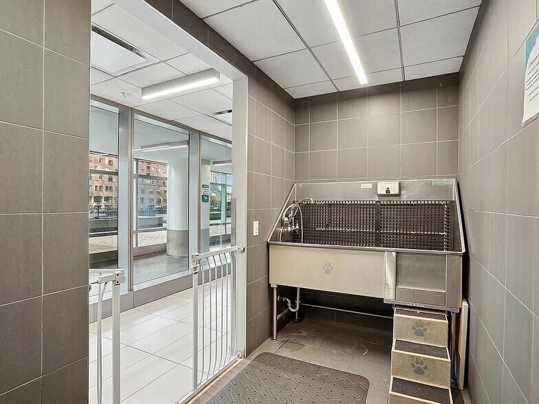 Building Photo - 349 W Wolf Point Plaza