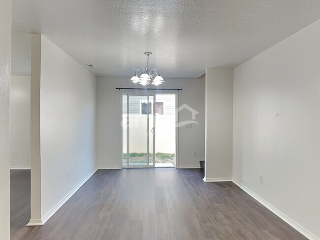 Building Photo - 9220 W Hearthside Dr